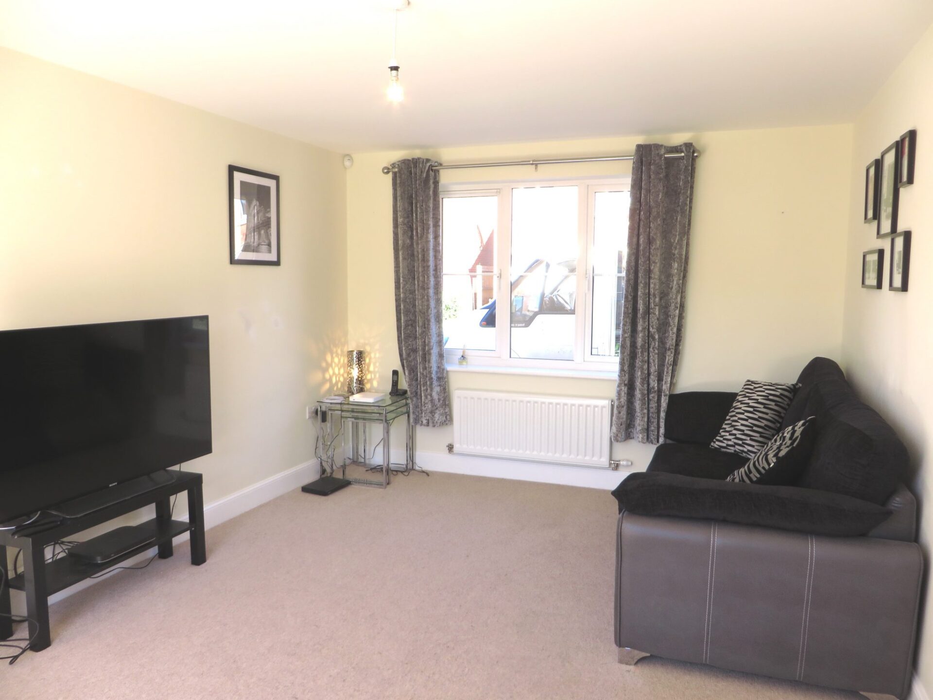 11 Manor House Court Lounge 1 Need 2 ViewNeed 2 View 11 Manor House Court Lounge 1 Need 2 ViewNeed 2 View