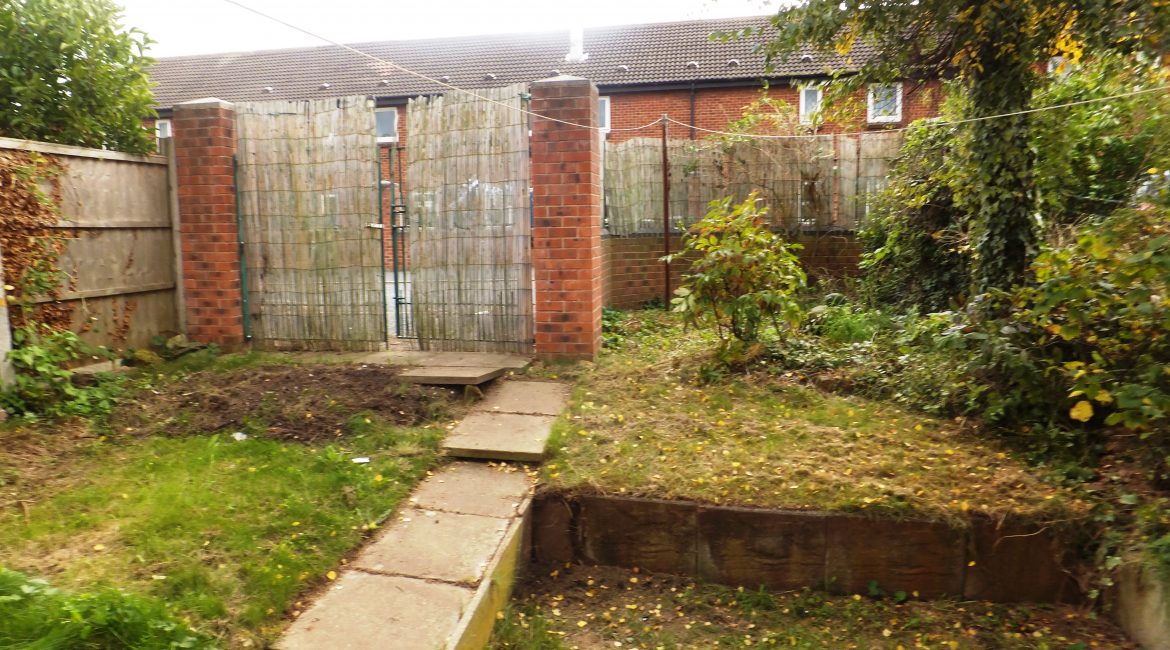 36 Bentinck Close – Back Garden