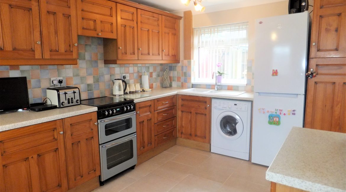 55 Park Hall Road – Dining Kitchen (2)