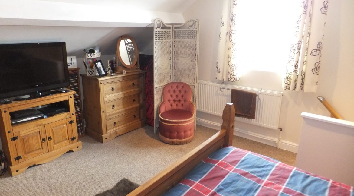 49 Church Street – Bedroom 1 – Attic Room (4)