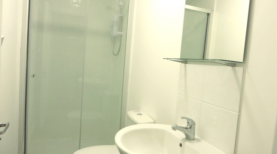 79 Outram Street – Flat A – Bathroom