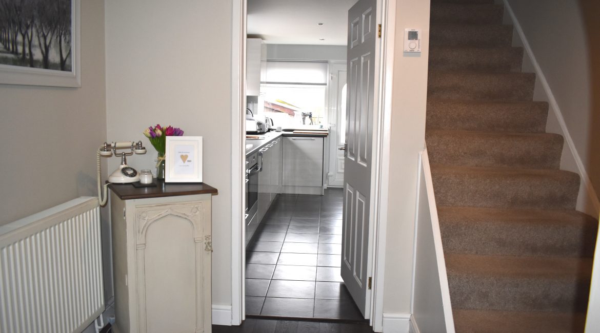 14 Cumberland Close – Hallway