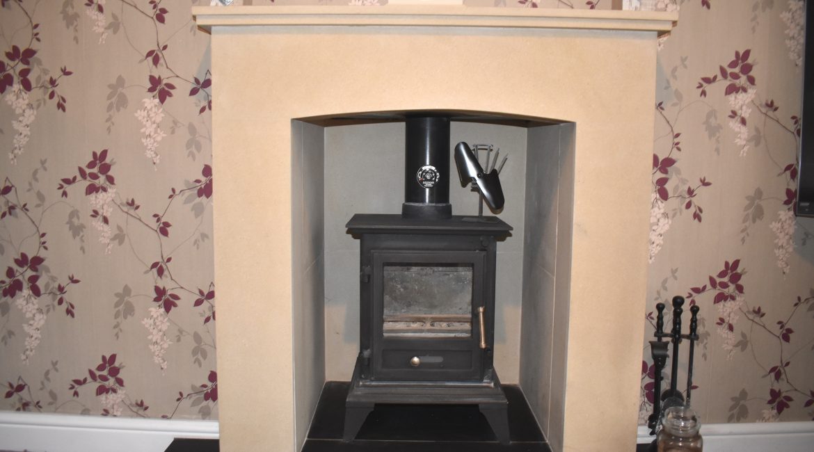 14 Cumberland Close – Log Burner