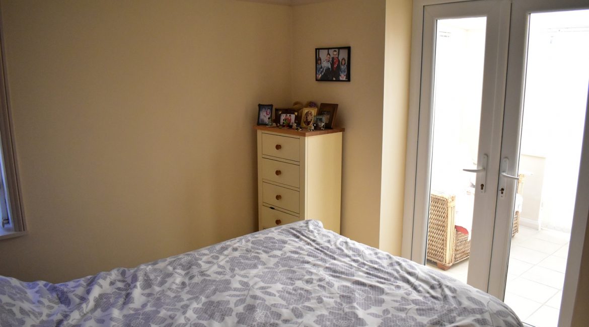 43 Sea Road – Bedroom Two (2)