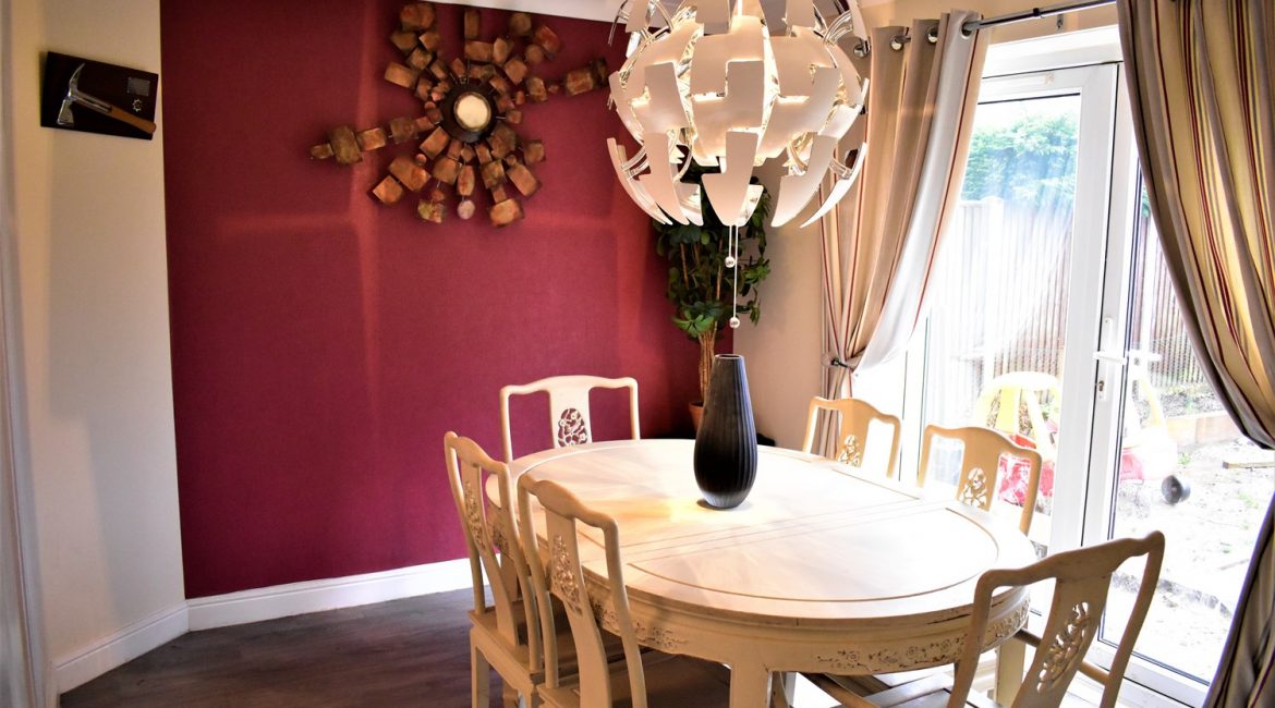 5 Juniper Close – Dining Room (2)