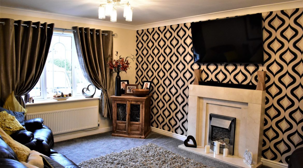 5 Juniper Close – Lounge (2)