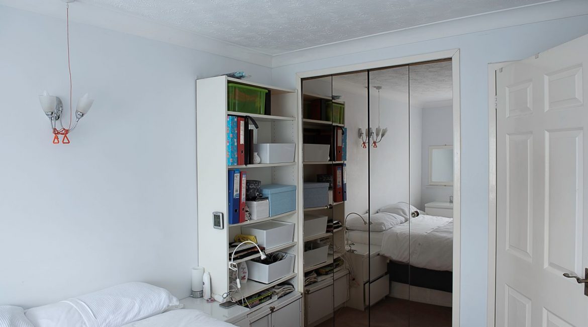 flat bedroom-3698