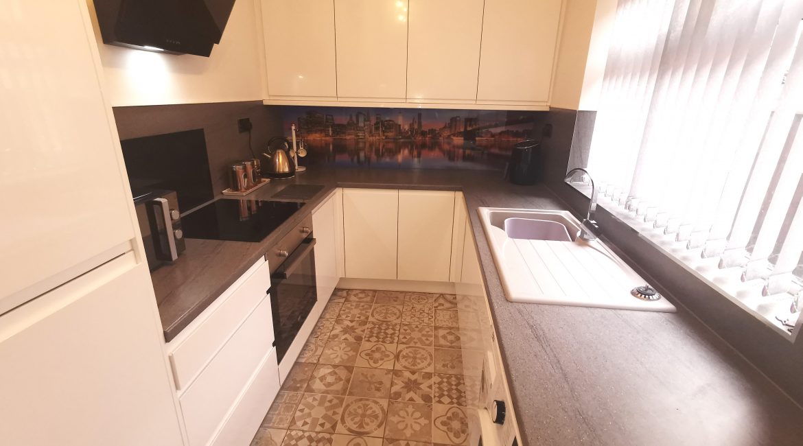 Kitchen (1)