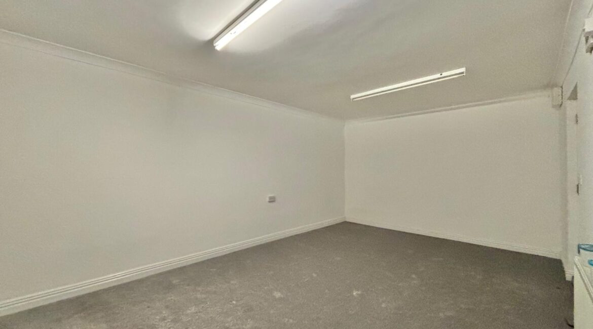 PHOTO-2025-12-01-13-49-23