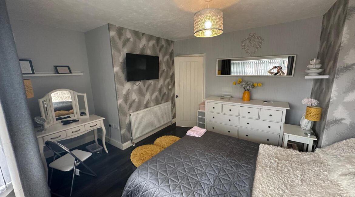 Bedroom One 3