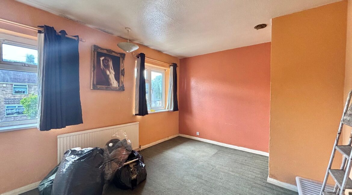 Bedroom One (2)