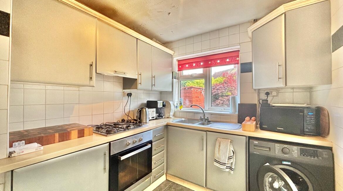 Kitchen (2)