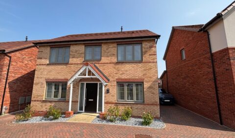37 Waterfield Way, Clipstone Village
