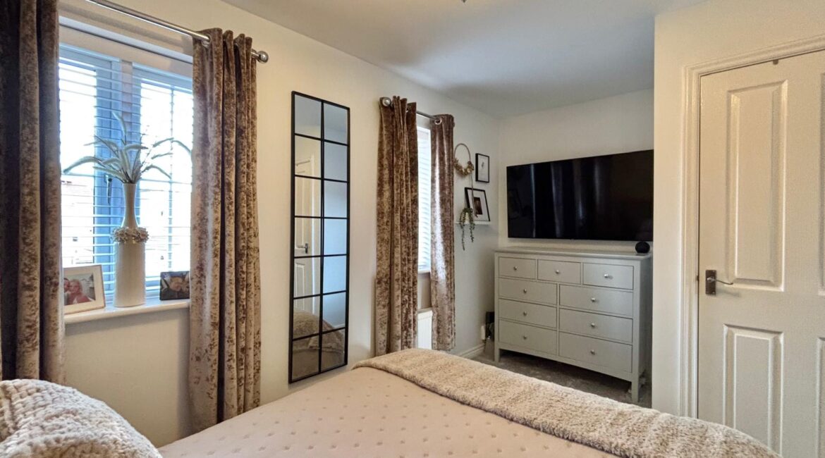 BEDROOM ONE (2)