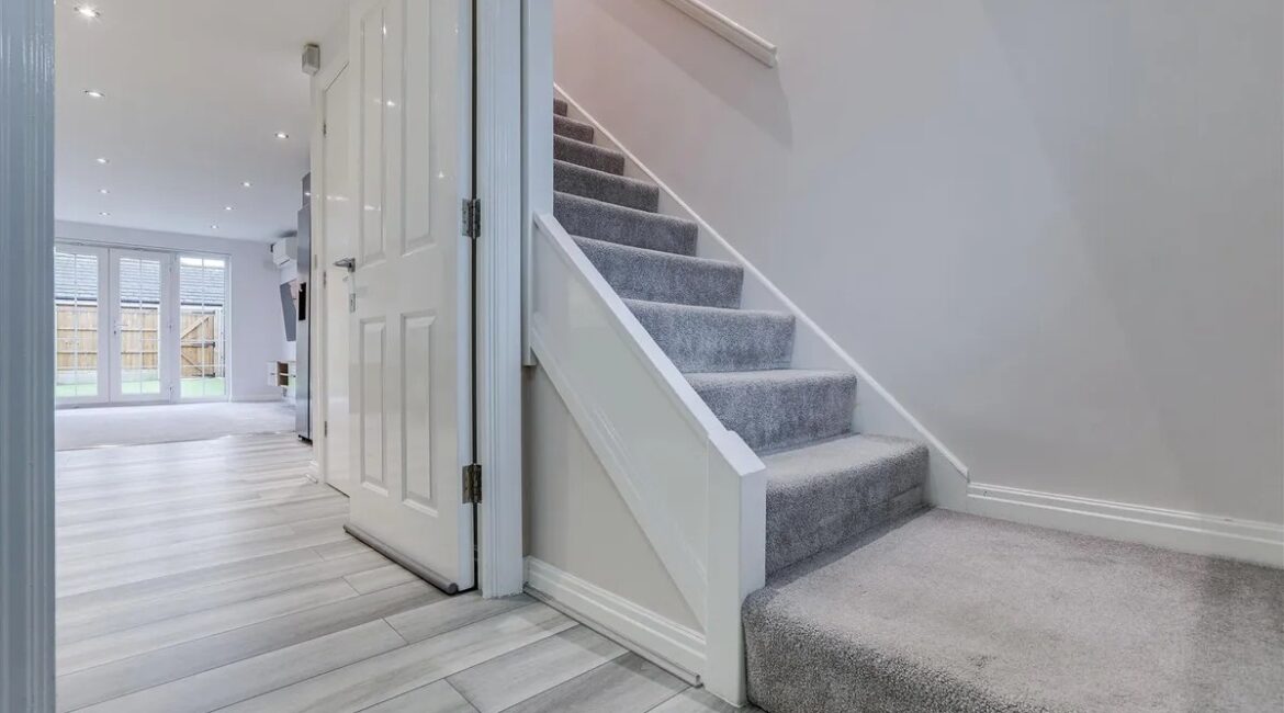 cebb8385a24809356e383dcd21212b739a62a341