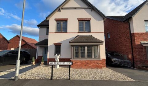 49 Waterfield Way, Clipstone Village